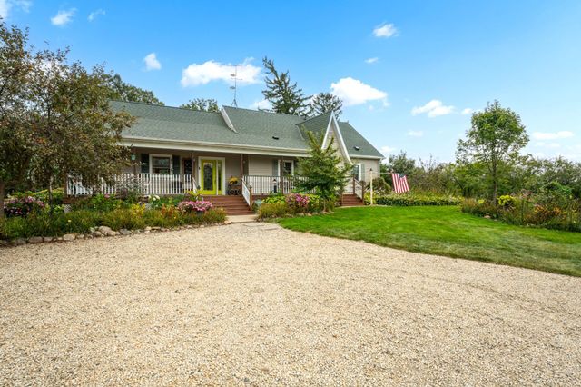 87854 State Highway 251, Austin, MN 55912