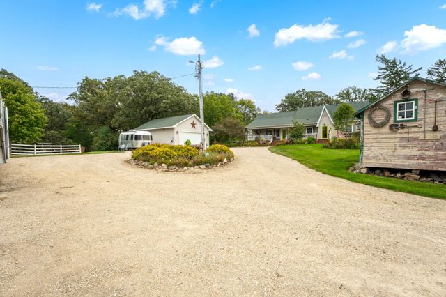 87854 State Highway 251, Austin, MN 55912