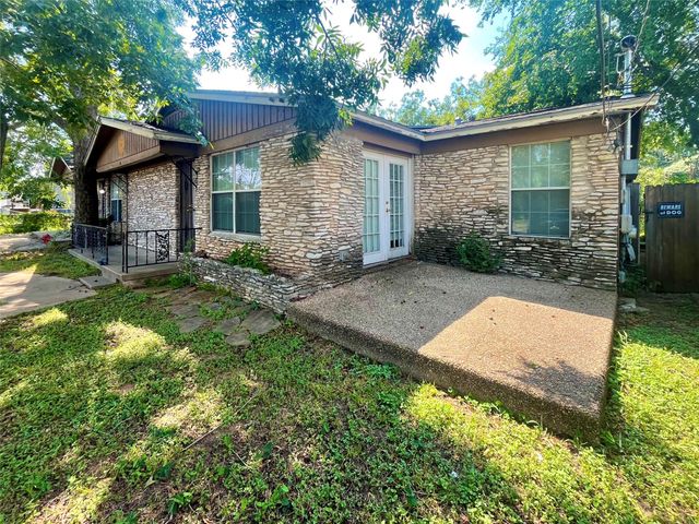 304 Montopolis DR A, Austin, TX 78741