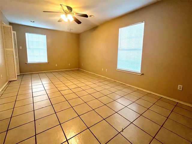 304 Montopolis DR A, Austin, TX 78741