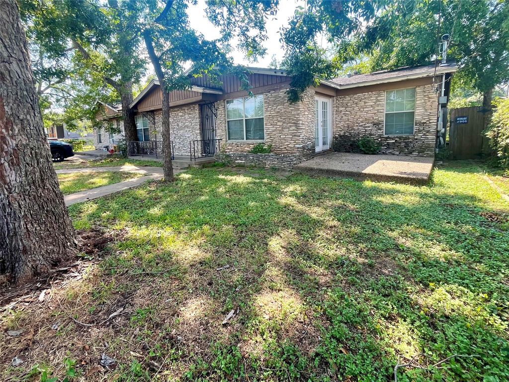 304 Montopolis DR A, Austin, TX 78741