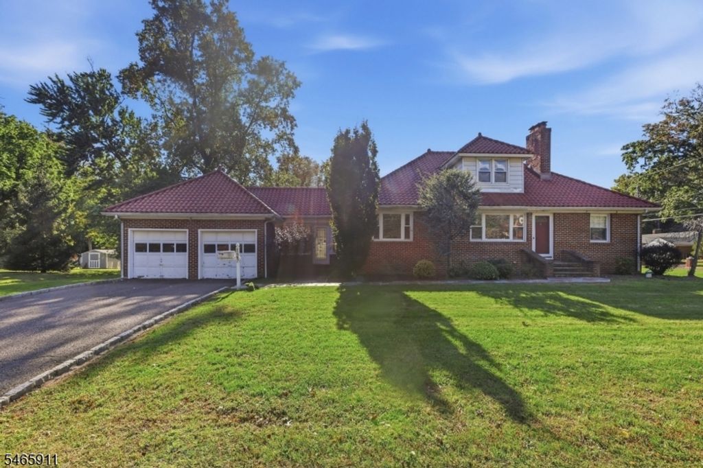 127 Warrenville Rd, Green Brook Twp., NJ 08812 — exterior