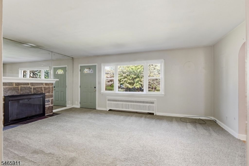 127 Warrenville Rd, Green Brook Twp., NJ 08812 — photo 5