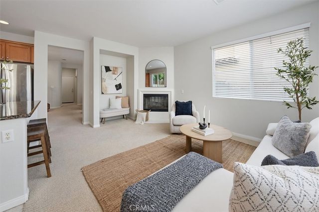 19345 Laroda Lane, Saugus, CA 91350