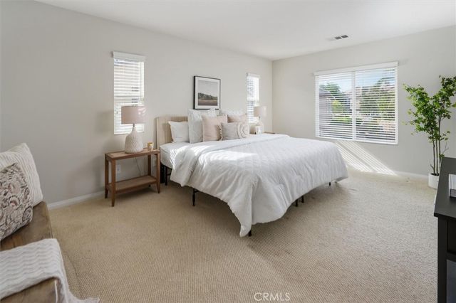 19345 Laroda Lane, Saugus, CA 91350