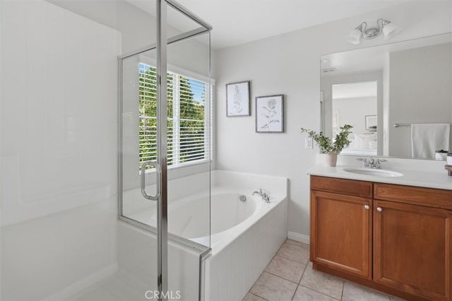 19345 Laroda Lane, Saugus, CA 91350