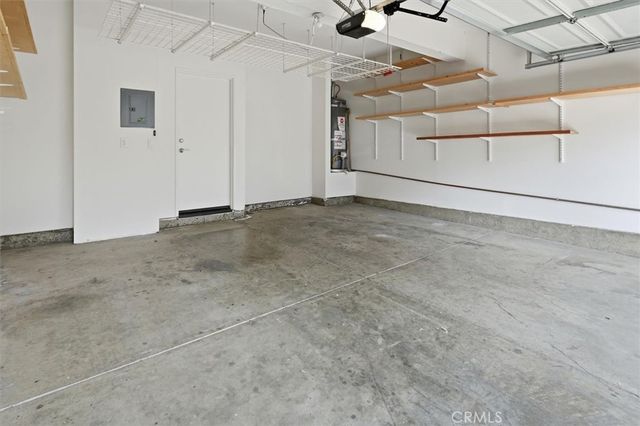 19345 Laroda Lane, Saugus, CA 91350