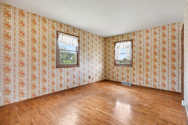 7711 Ravenswood Drive, Portage City, MI 49024