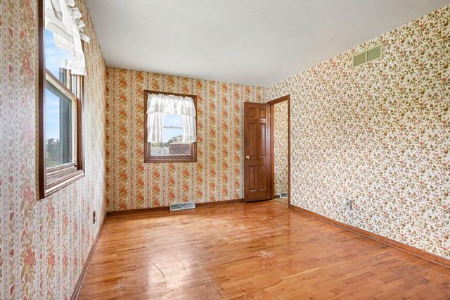 7711 Ravenswood Drive, Portage City, MI 49024