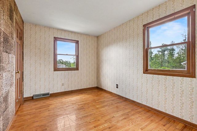 7711 Ravenswood Drive, Portage City, MI 49024