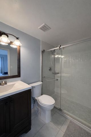 4581 Holly Lake Drive, Lake Worth, FL 33463