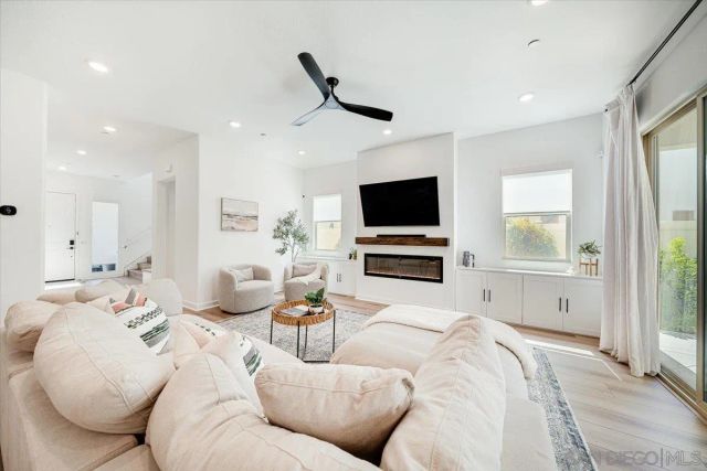 691 Westbrook Loop, San Marcos, CA 92078