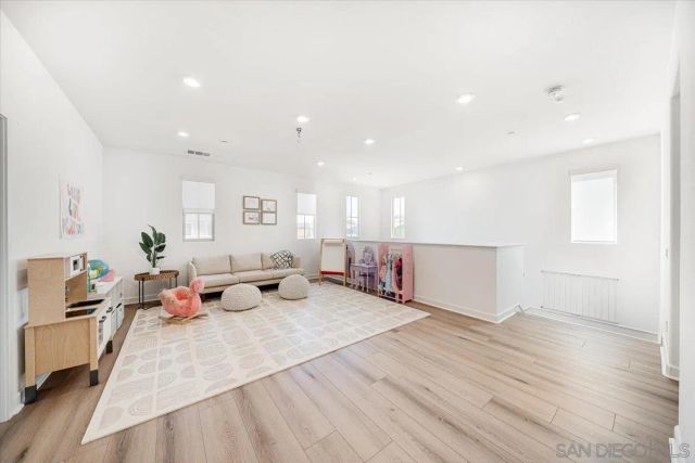 691 Westbrook Loop, San Marcos, CA 92078