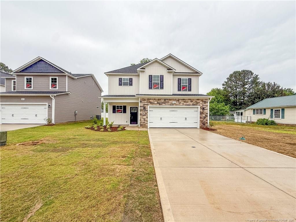 203 4TH Street, Erwin, NC 28339