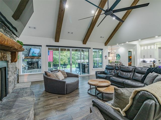 12188 Bedrock Lane, Bentonville, AR 72712