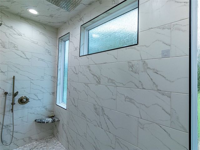 12188 Bedrock Lane, Bentonville, AR 72712