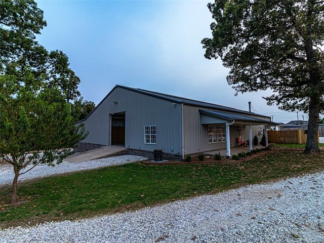 12188 Bedrock Lane, Bentonville, AR 72712