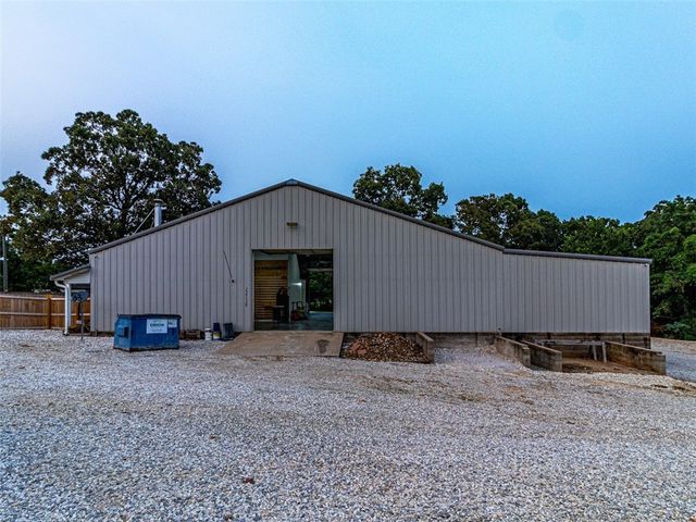 12188 Bedrock Lane, Bentonville, AR 72712