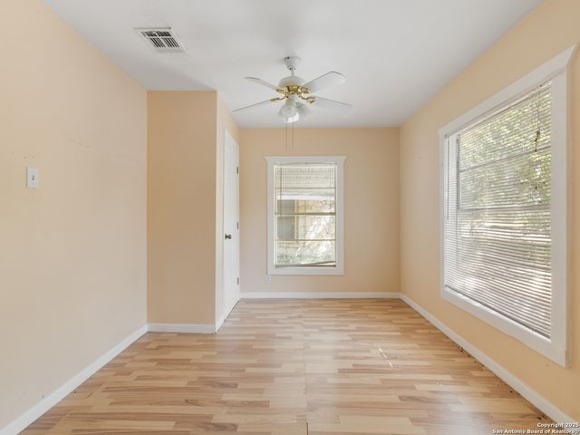 219 Thorain, San Antonio, TX 78212