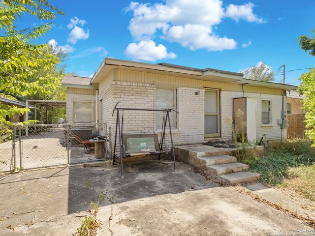 219 Thorain, San Antonio, TX 78212