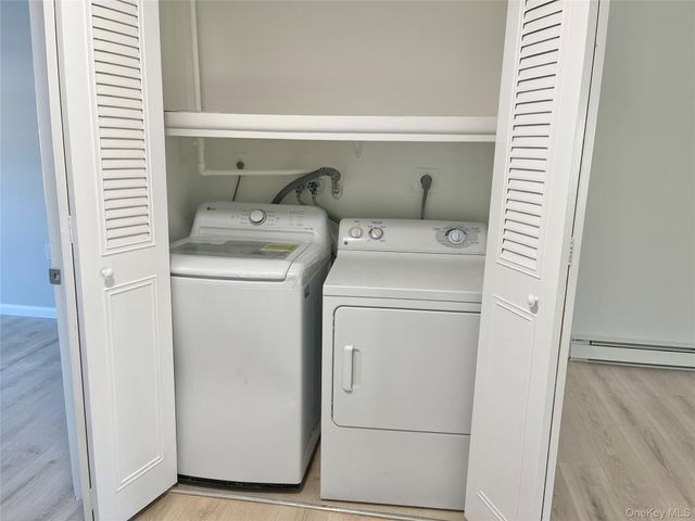 42 Trent Ct D, Ridge, NY 11961