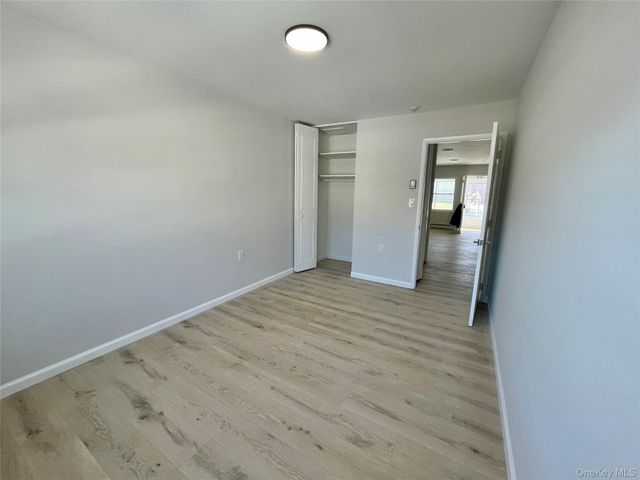 42 Trent Ct D, Ridge, NY 11961