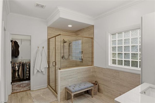 138 Montauk Court, Clemmons, NC 27012