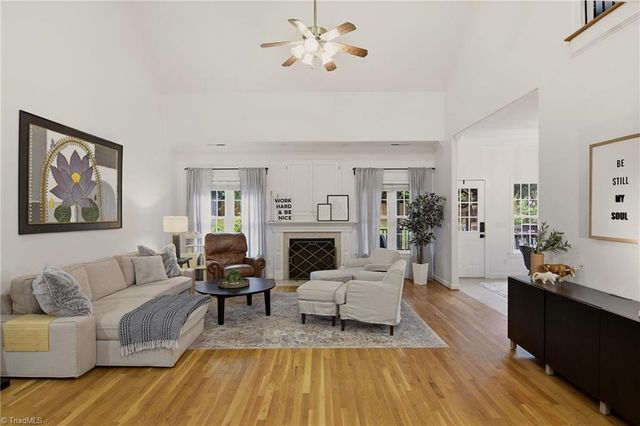 138 Montauk Court, Clemmons, NC 27012