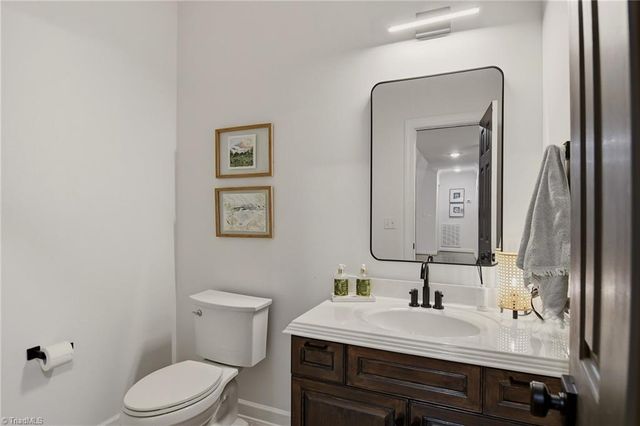 138 Montauk Court, Clemmons, NC 27012