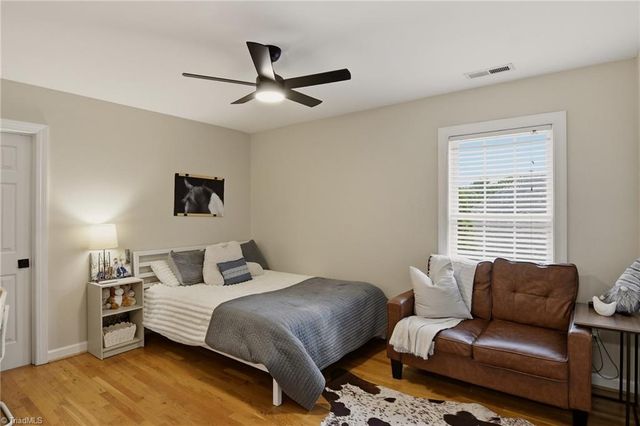138 Montauk Court, Clemmons, NC 27012