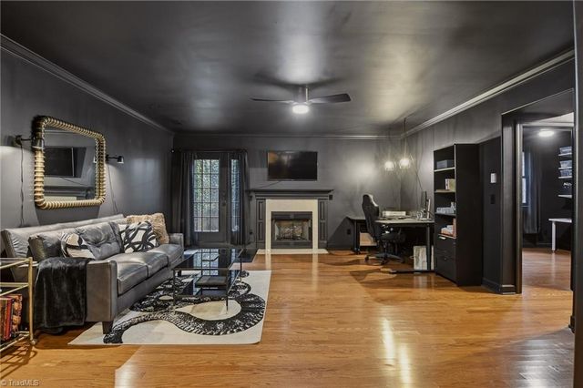 138 Montauk Court, Clemmons, NC 27012