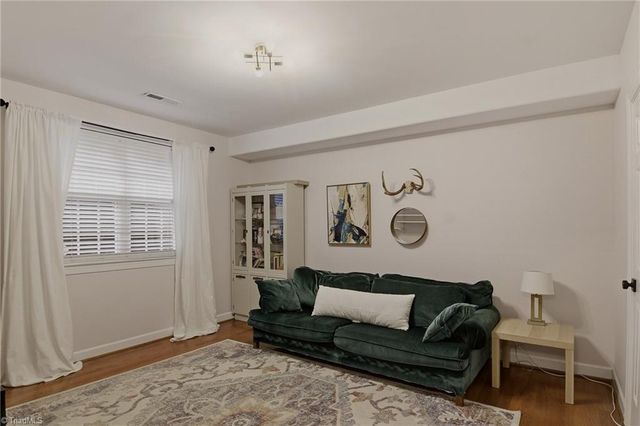 138 Montauk Court, Clemmons, NC 27012