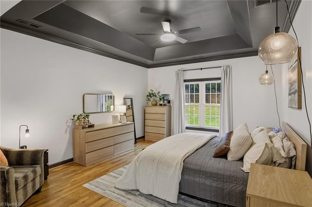 138 Montauk Court, Clemmons, NC 27012