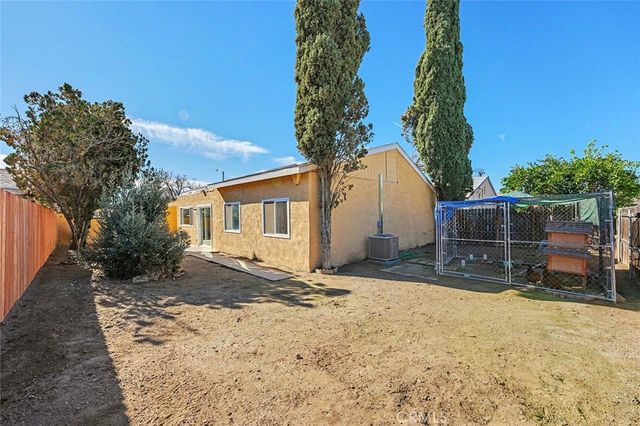728 Malibu Street, Hemet, CA 92543