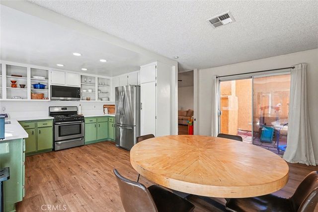 728 Malibu Street, Hemet, CA 92543