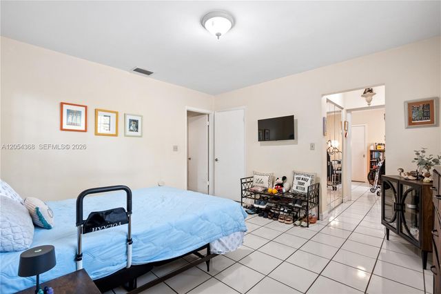 3640 SW 16th Street, Miami, FL 33145