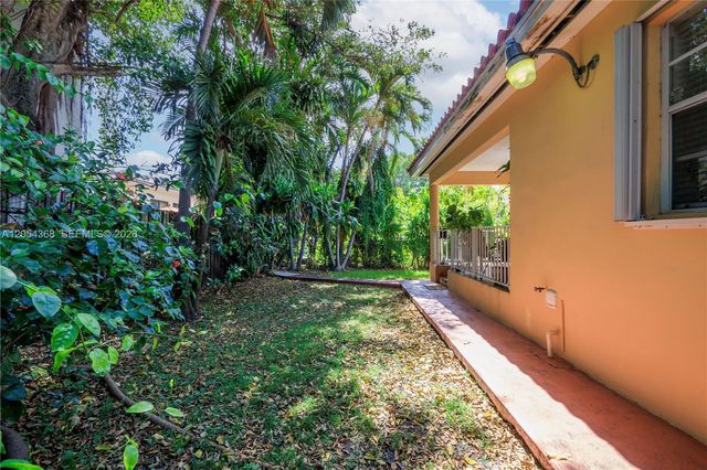 3640 SW 16th Street, Miami, FL 33145