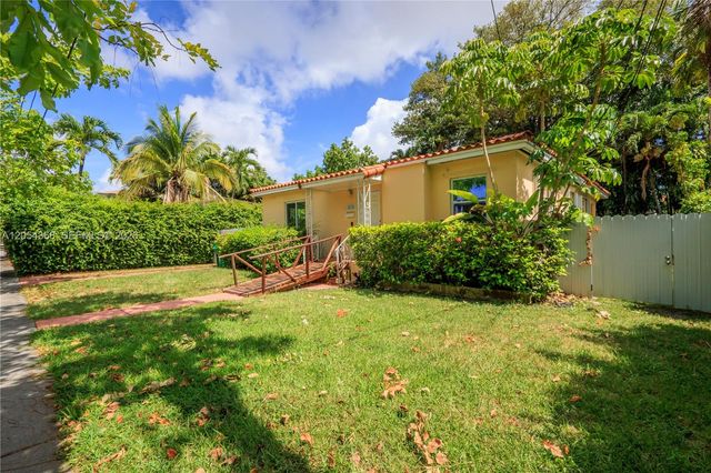 3640 SW 16th Street, Miami, FL 33145
