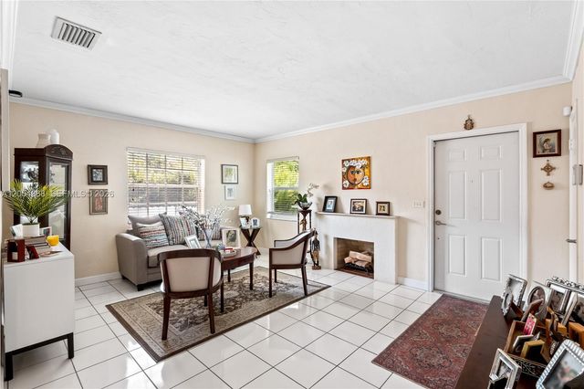 3640 SW 16th Street, Miami, FL 33145