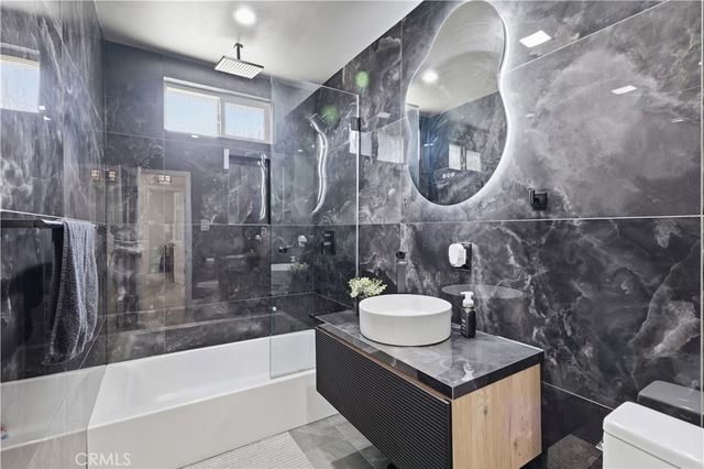 4809 Falcon Avenue, Long Beach, CA 90807