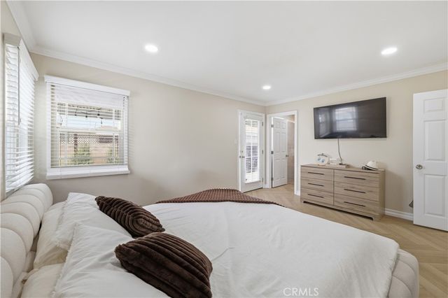 4809 Falcon Avenue, Long Beach, CA 90807