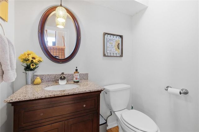 1240 E Sleepy Hollow Drive, Olathe, KS 66062