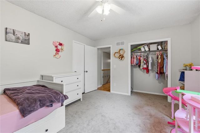 1240 E Sleepy Hollow Drive, Olathe, KS 66062