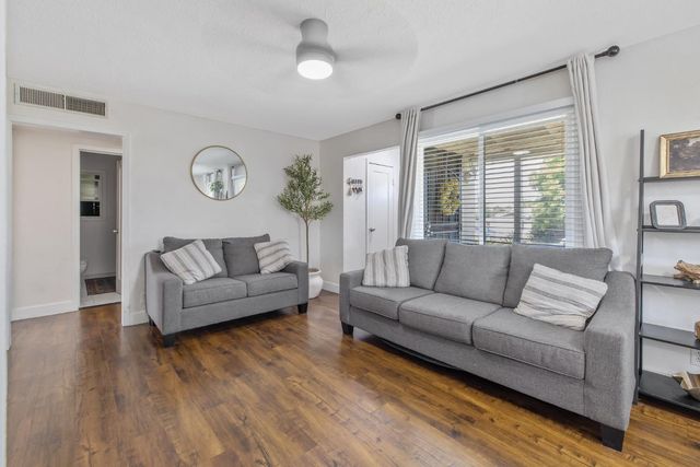 723 N Lourae Avenue, Reedley, CA 93654