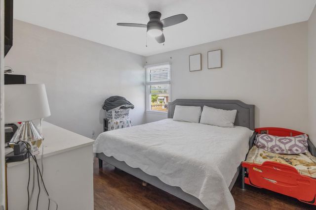 723 N Lourae Avenue, Reedley, CA 93654