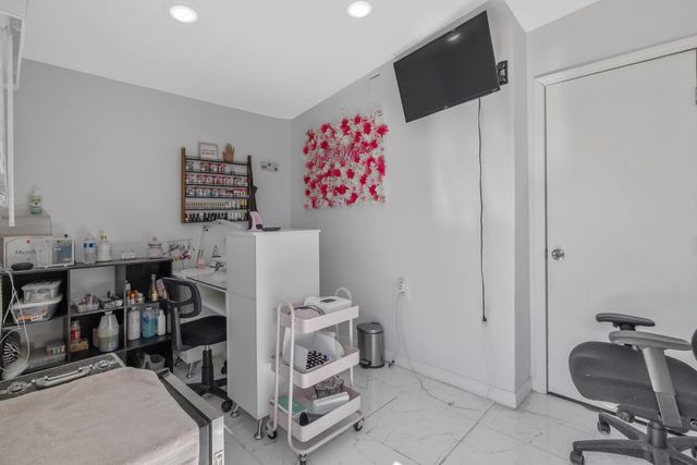 723 N Lourae Avenue, Reedley, CA 93654