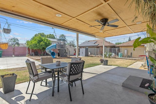 723 N Lourae Avenue, Reedley, CA 93654