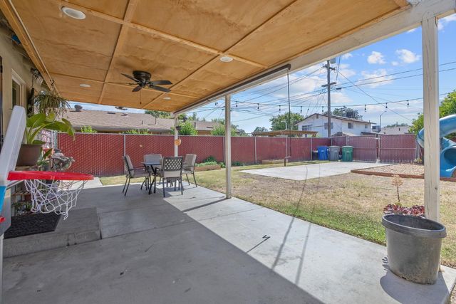 723 N Lourae Avenue, Reedley, CA 93654