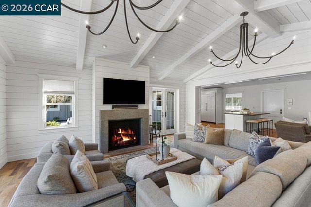 586 Bradford Pl, Danville, CA 94526