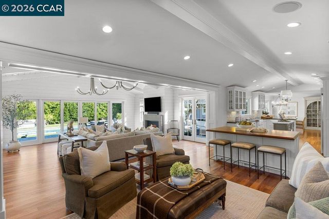 586 Bradford Pl, Danville, CA 94526